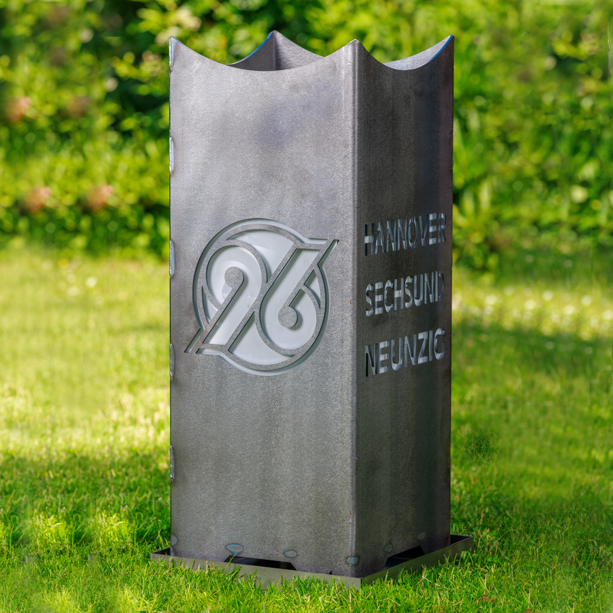 Originale Fanartikel Aus Dem Offiziellen Hannover 96 Onlineshop originale-fanartikel-aus-dem-offiziellen-hannover-96-onlineshop