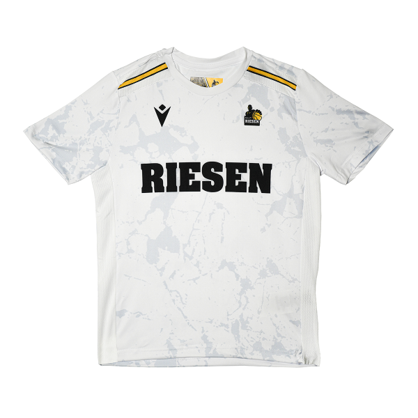 1674/103 MACRON MHP RIESEN LUDWIGSBURG